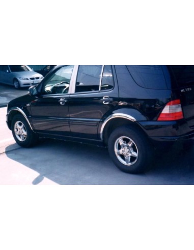 Jeu d'enjoliveurs d'ailes chromés Mercedes M-CLASSE W163 1998 - 2005