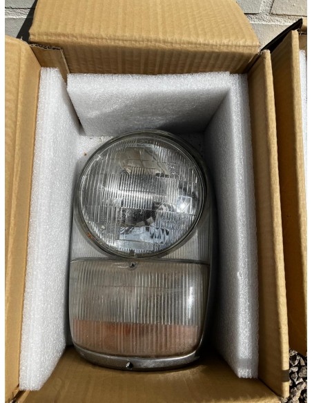 Phares EU Model 230SL 250SL 280SL W113 - 1138200461 - Classic Mercedes Parts Phares EU Model 230SL 250SL 280SL W113 - 1138200461 - Classic Mercedes Parts